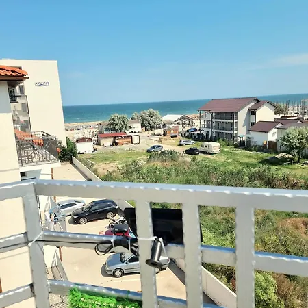 Dc Terrace - Endless Summer *