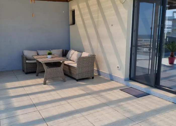 Apartment Dc Terrace - Endless Summer Navodari